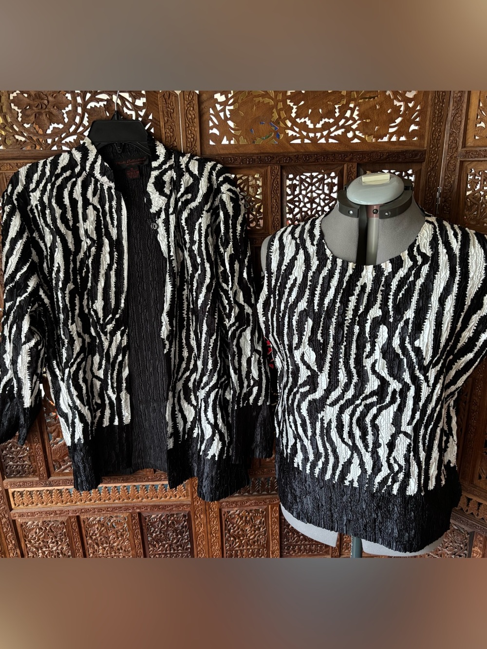 Black and White Zebra-Pattern Textured Women's Shell and Jacket
